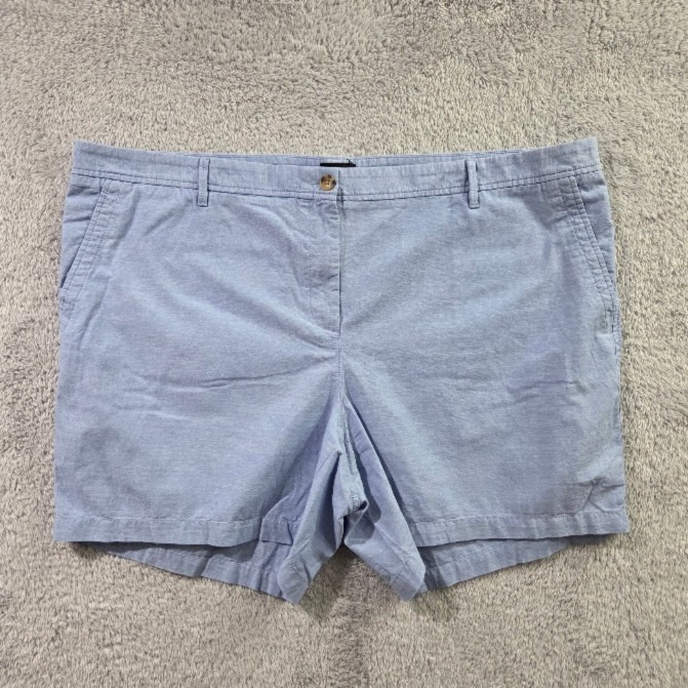 Talbots Relaxed Chino Shorts Women's 22W Light Blue Chambray Cotton 7" Inseam